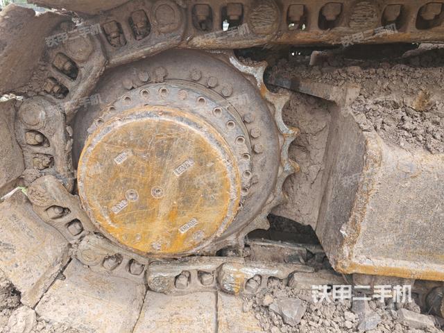 左驅(qū)動(dòng)輪(行走機(jī)構(gòu)) 左驅(qū)動(dòng)輪(行走機(jī)構(gòu))