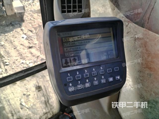 顯示屏?(駕駛室部分) 顯示屏?(駕駛室部分)