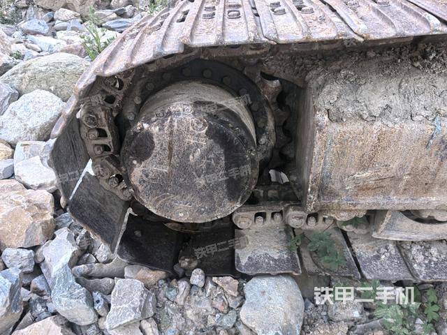 右驅(qū)動(dòng)輪(行走機(jī)構(gòu)) 右驅(qū)動(dòng)輪(行走機(jī)構(gòu))