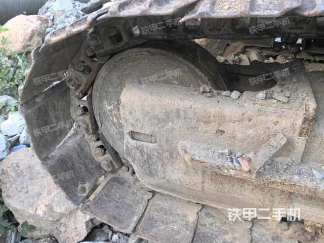 左側(cè)行走馬達(dá)蓋板(行走機(jī)構(gòu)) 左側(cè)行走馬達(dá)蓋板(行走機(jī)構(gòu))