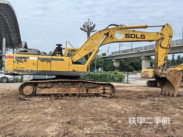 山东临工LG6360E挖掘机的设备实拍-第2张实拍照片