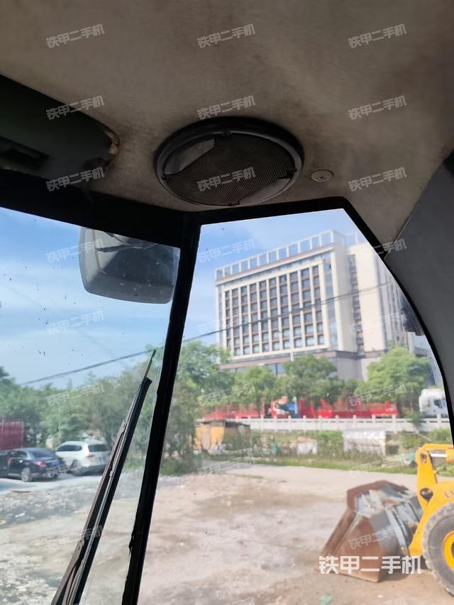 后窗玻璃角標(biāo) (駕駛室部分) 后窗玻璃角標(biāo) (駕駛室部分)