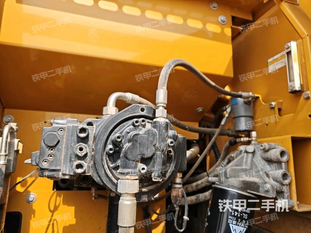 液压泵斜45 左(大件舱室) 液压泵斜45 左(大件舱室)