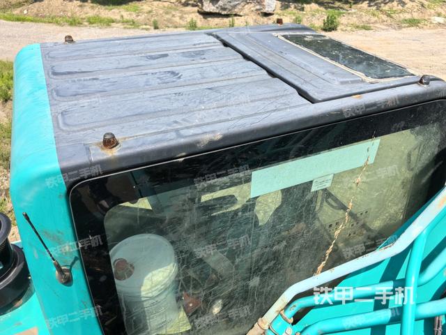 駕駛室頂部俯視(上車部件) 駕駛室頂部俯視(上車部件)