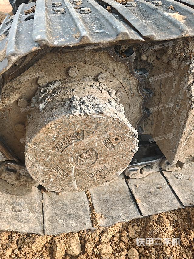 单侧履带整体（整机外观）