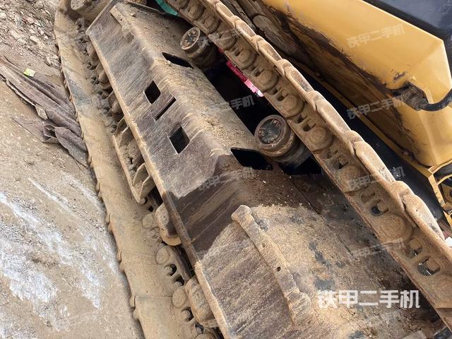 右驅(qū)動輪(行走機(jī)構(gòu)) 右驅(qū)動輪(行走機(jī)構(gòu))