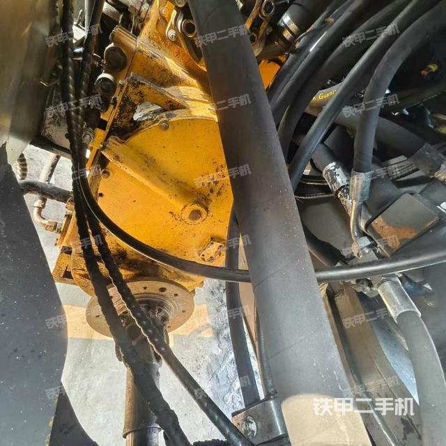 變速箱(整機(jī)外觀及大件) 變速箱(整機(jī)外觀及大件)