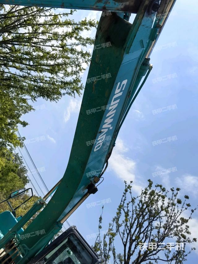 大臂整體?右側(工作和回轉裝置) 大臂整體?右側(工作和回轉裝置)