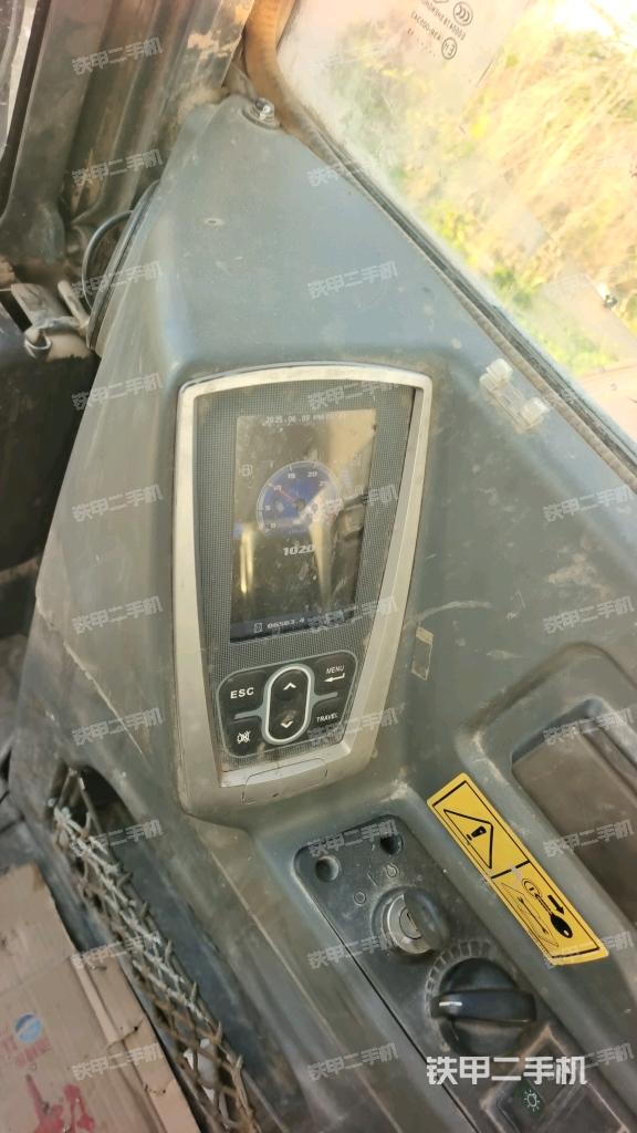 顯示屏?(駕駛室部分) 顯示屏?(駕駛室部分)