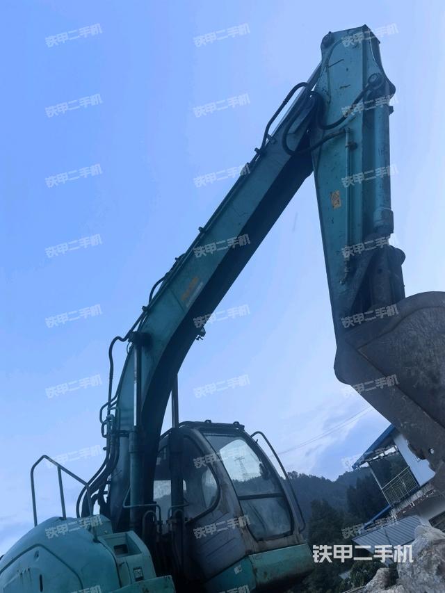 大臂整體?右側(cè)(工作和回轉(zhuǎn)裝置) 大臂整體?右側(cè)(工作和回轉(zhuǎn)裝置)