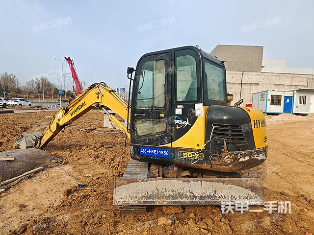 驾驶室整体（整机外观）