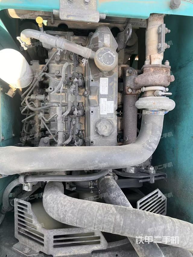 發(fā)動(dòng)機(jī)整體俯視（整機(jī)外觀）