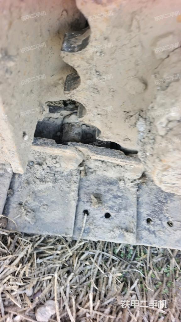 左驅(qū)動輪(行走機構(gòu)) 左驅(qū)動輪(行走機構(gòu))