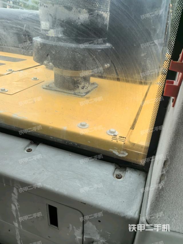 后窗玻璃角標(biāo)(駕駛室部分) 后窗玻璃角標(biāo)(駕駛室部分)