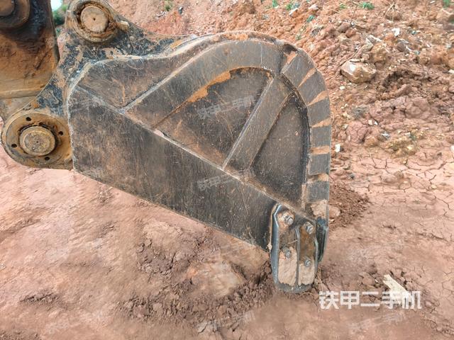 大臂整體?右側(cè)(工作和回轉(zhuǎn)裝置) 大臂整體?右側(cè)(工作和回轉(zhuǎn)裝置)