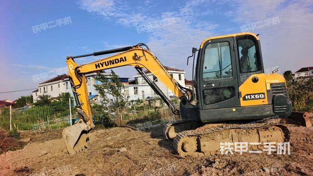 現(xiàn)代HX60挖掘機(jī)
