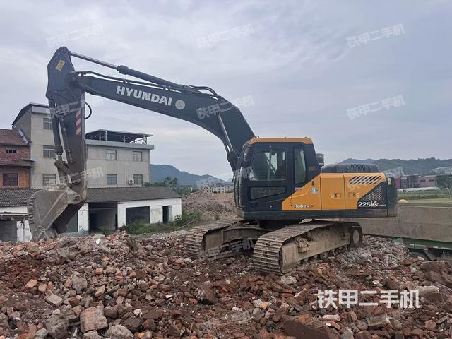 右前45(整機外觀) 右前45(整機外觀)