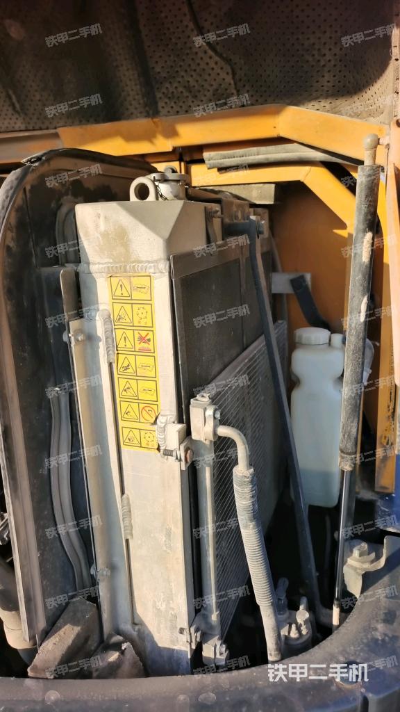 散熱器室(大件艙室) 散熱器室(大件艙室)