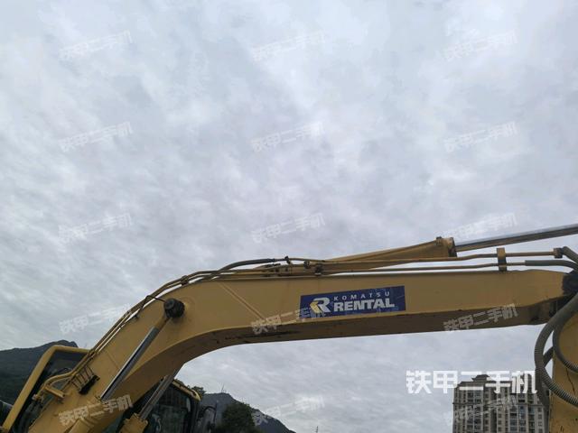 大臂整體?右側(cè)(工作和回轉(zhuǎn)裝置) 大臂整體?右側(cè)(工作和回轉(zhuǎn)裝置)