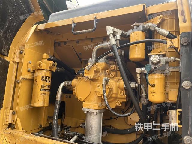 電瓶(大件艙室) 電瓶(大件艙室)