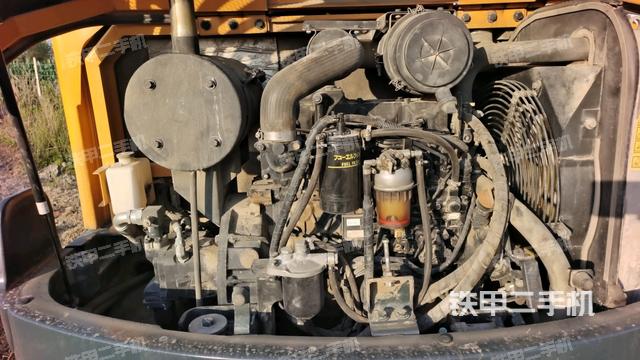 發(fā)動機室(上車部件) 發(fā)動機室(上車部件)