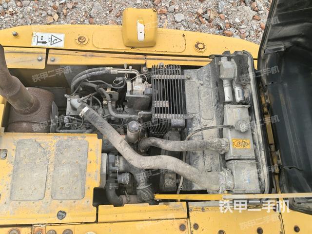 發(fā)動機(jī)室(上車部件) 發(fā)動機(jī)室(上車部件)