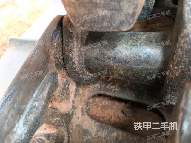 左側(cè)行走馬達(dá)蓋板(行走機(jī)構(gòu)) 左側(cè)行走馬達(dá)蓋板(行走機(jī)構(gòu))