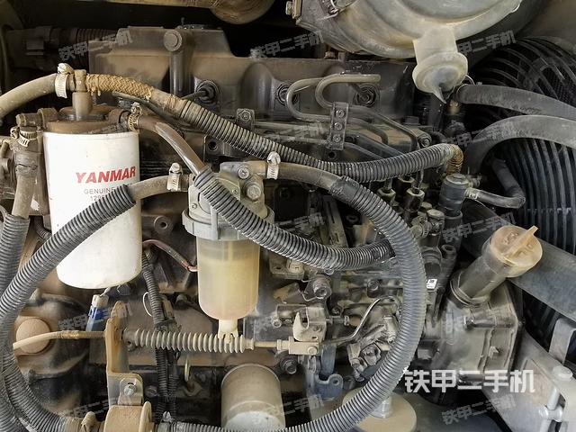 发动机整体俯视(整机外观) 发动机整体俯视(整机外观)