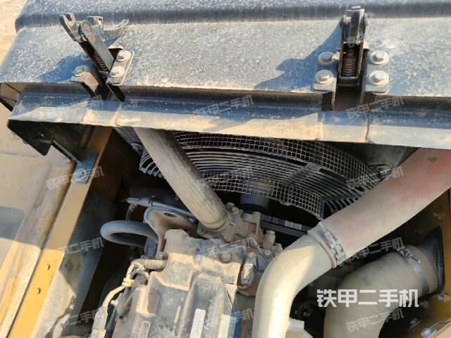 水箱+風(fēng)扇特寫(上車部件) 水箱+風(fēng)扇特寫(上車部件)