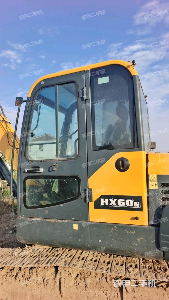 ?駕駛室正側(cè)(駕駛室部分) ?駕駛室正側(cè)(駕駛室部分)