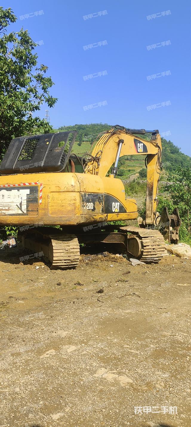 整機(jī)右后45°(整機(jī)外觀) 整機(jī)右后45°(整機(jī)外觀)