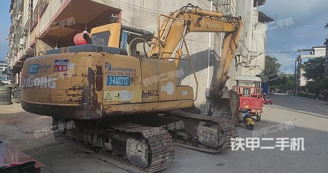 整机右后45°(整机外观) 整机右后45°(整机外观)