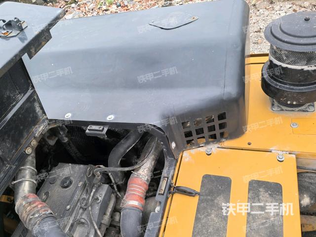 水箱+風(fēng)扇特寫(上車部件) 水箱+風(fēng)扇特寫(上車部件)