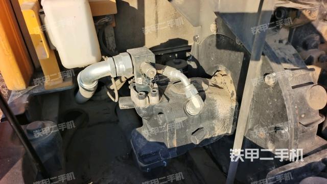 液壓泵室(大件艙室) 液壓泵室(大件艙室)