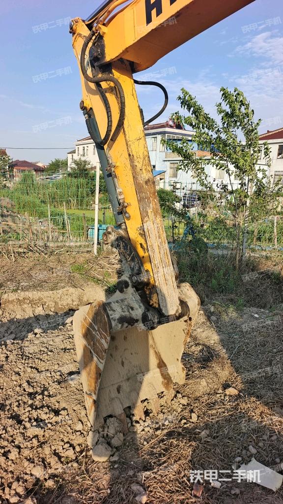 小臂整體左后(工作和回轉(zhuǎn)裝置) 小臂整體左后(工作和回轉(zhuǎn)裝置)