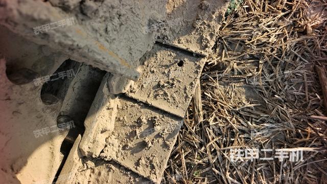 右驅(qū)動輪(行走機構(gòu)) 右驅(qū)動輪(行走機構(gòu))