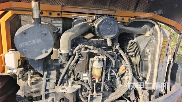 發(fā)動機室(上車部件) 發(fā)動機室(上車部件)