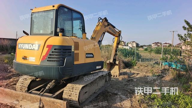 右后45(整機外觀) 右后45(整機外觀)