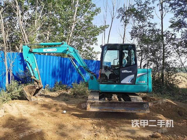 神鋼SK60-8挖掘機