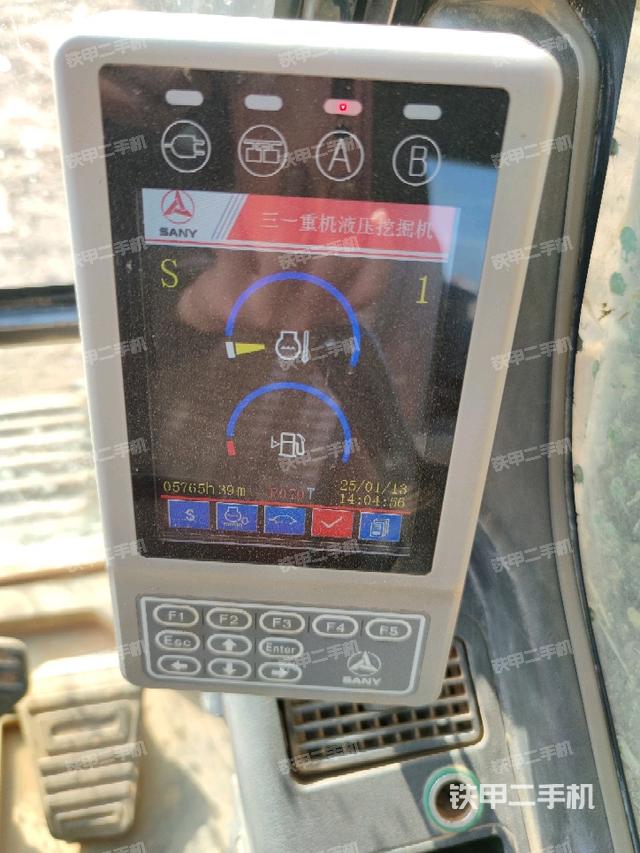 小時表(駕駛室部分) 小時表(駕駛室部分)