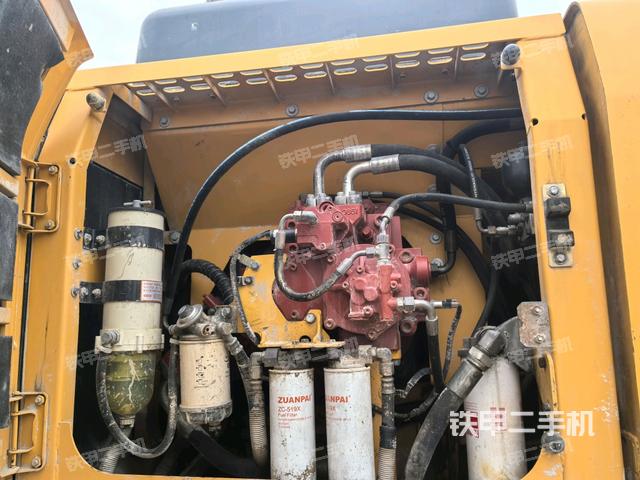 液壓泵室(大件艙室) 液壓泵室(大件艙室)