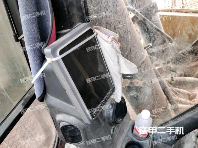 驾驶室整体（整机外观）