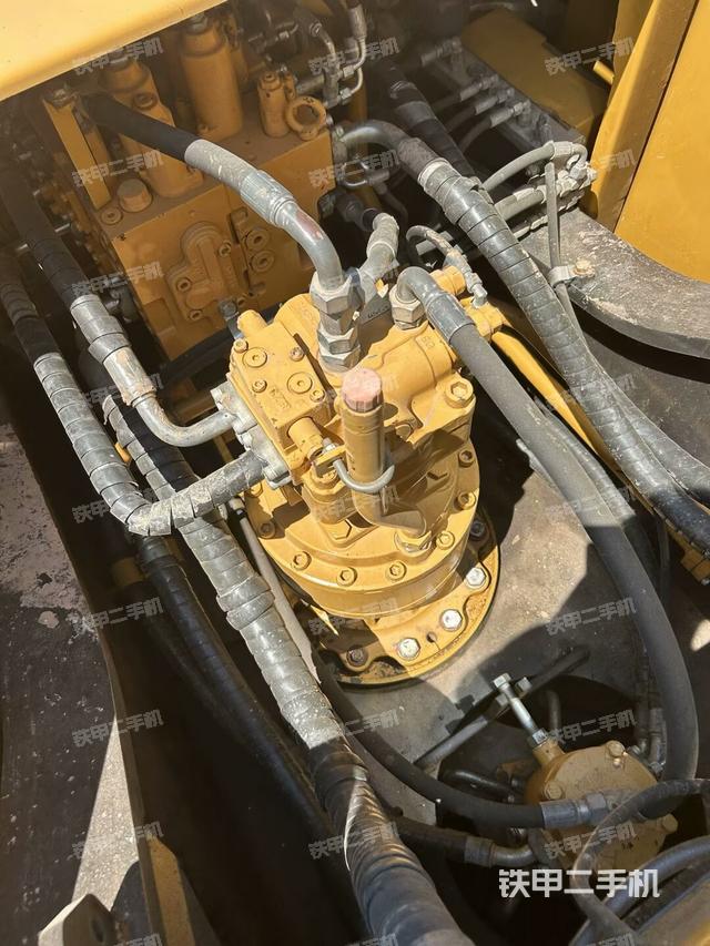 回转马达(上车部件) 回转马达(上车部件)