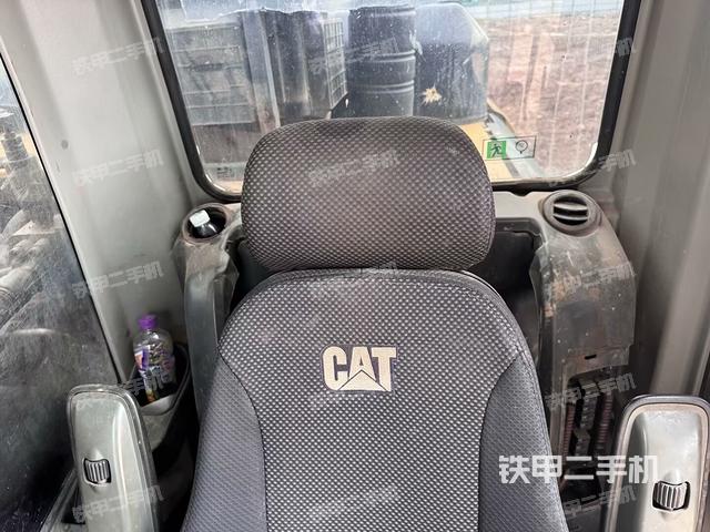 座椅后部(駕駛室部分) 座椅后部(駕駛室部分)