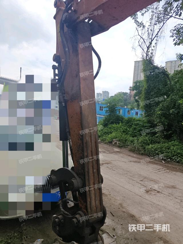 小臂整體左后(工作和回轉(zhuǎn)裝置) 小臂整體左后(工作和回轉(zhuǎn)裝置)