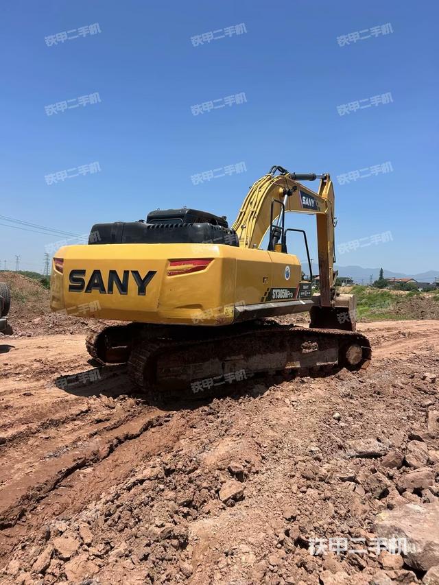 三一重工SY245H挖掘機