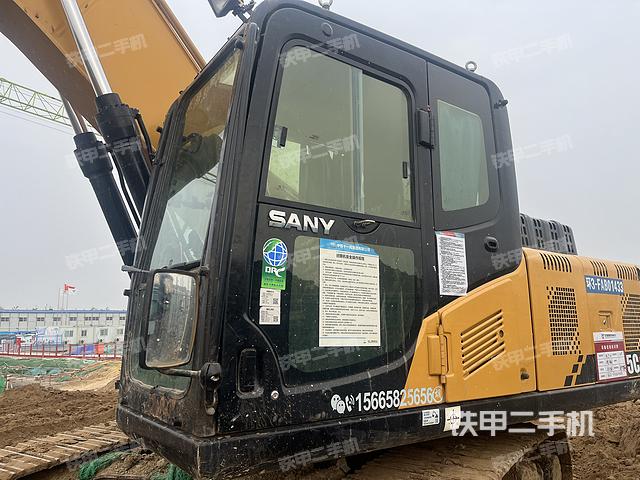 三一重工SY205C DPC挖掘机的设备实拍-第8张实拍照片