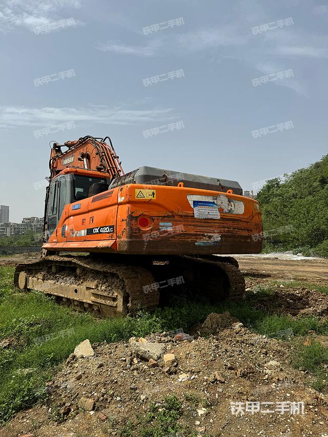 斗山DX380LC挖掘機(jī)