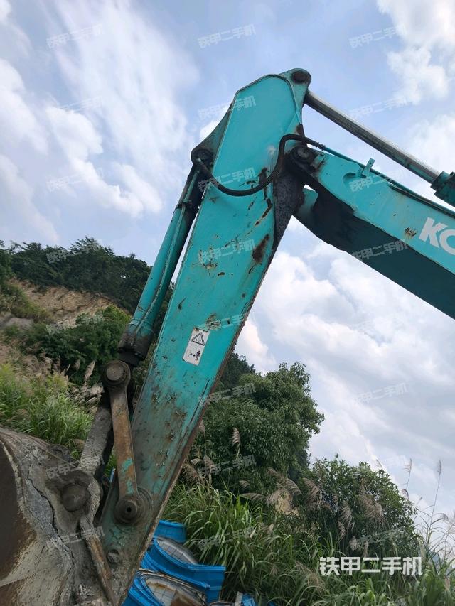 大臂整體?右側(工作和回轉裝置) 大臂整體?右側(工作和回轉裝置)