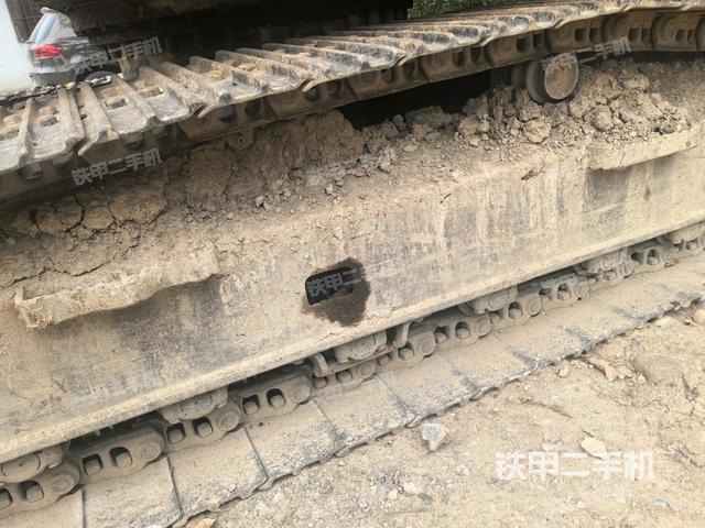 左側(cè)行走馬達(dá)蓋板(行走機(jī)構(gòu)) 左側(cè)行走馬達(dá)蓋板(行走機(jī)構(gòu))